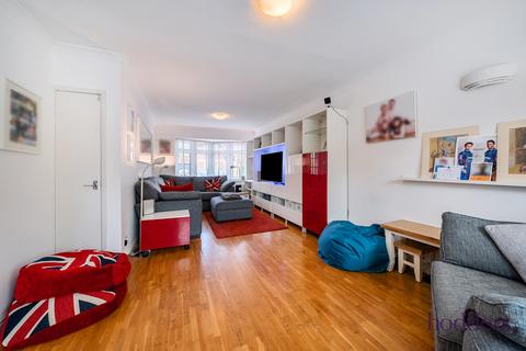 undefined, Burleigh Close, Addlestone, Surrey, KT15