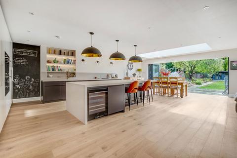4 bedroom semi-detached house for sale, Nelson Road, New Malden KT3