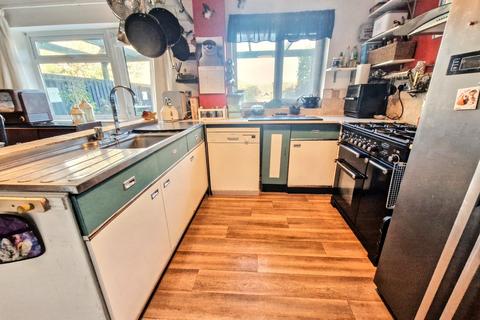 3 Gatehouse Close, Dawlish, EX7 0EG
