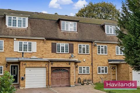 Private Road, Enfield