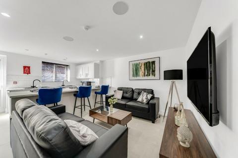 6 bedroom house to rent, Alderson Road, Liverpool L15