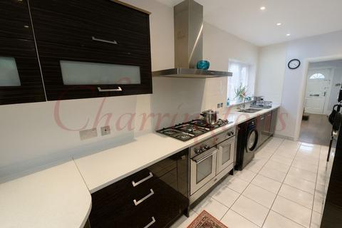 SPACIOUS 5 BEDROOM SEMI-DETACHED HMO AVAILABLE FOR COMPANY LET
