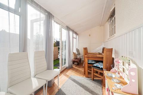 2 bedroom flat for sale, Newbegin, Hornsea HU18
