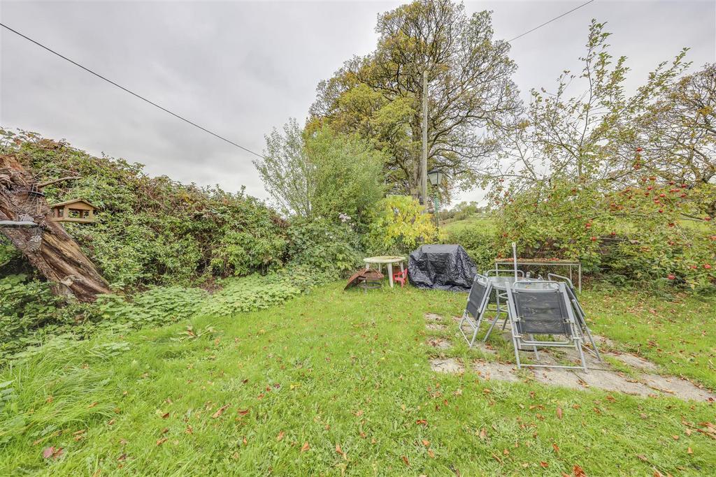 Side Garden Alt