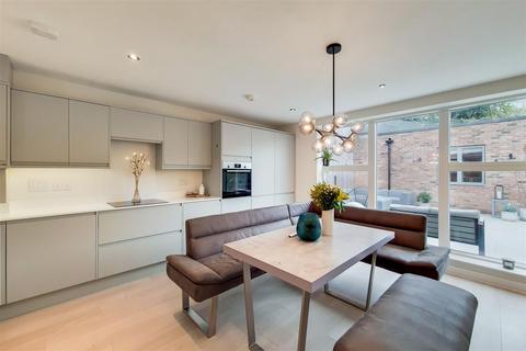 undefined, Herron Walk, London SE13