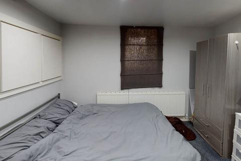 2 bedroom house to rent, Thornville Terrace, Leeds LS6