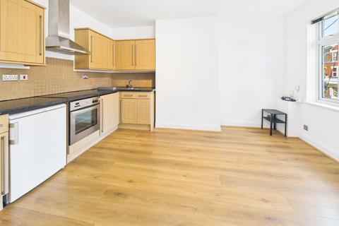 undefined, Heath Road, Middlesex