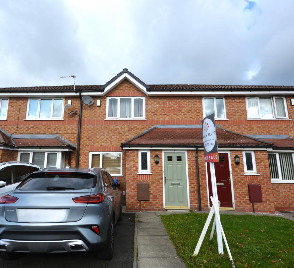 Albert Drive Albert Drive, Whitefield, M45 8AG 2 bed terraced house for sale - £225,000