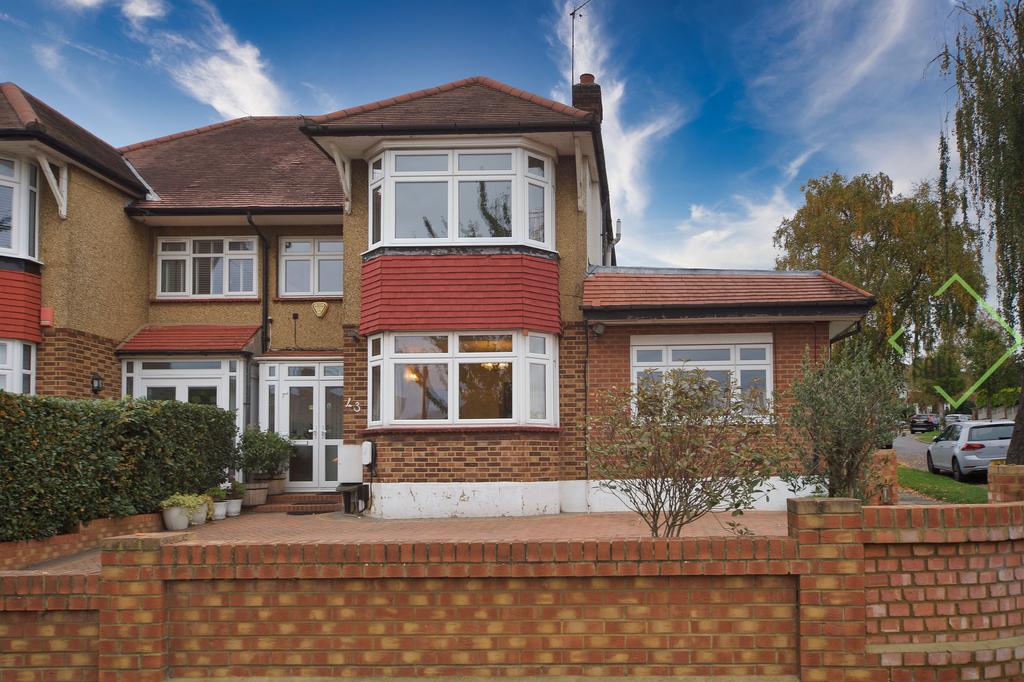 Morton Way N14