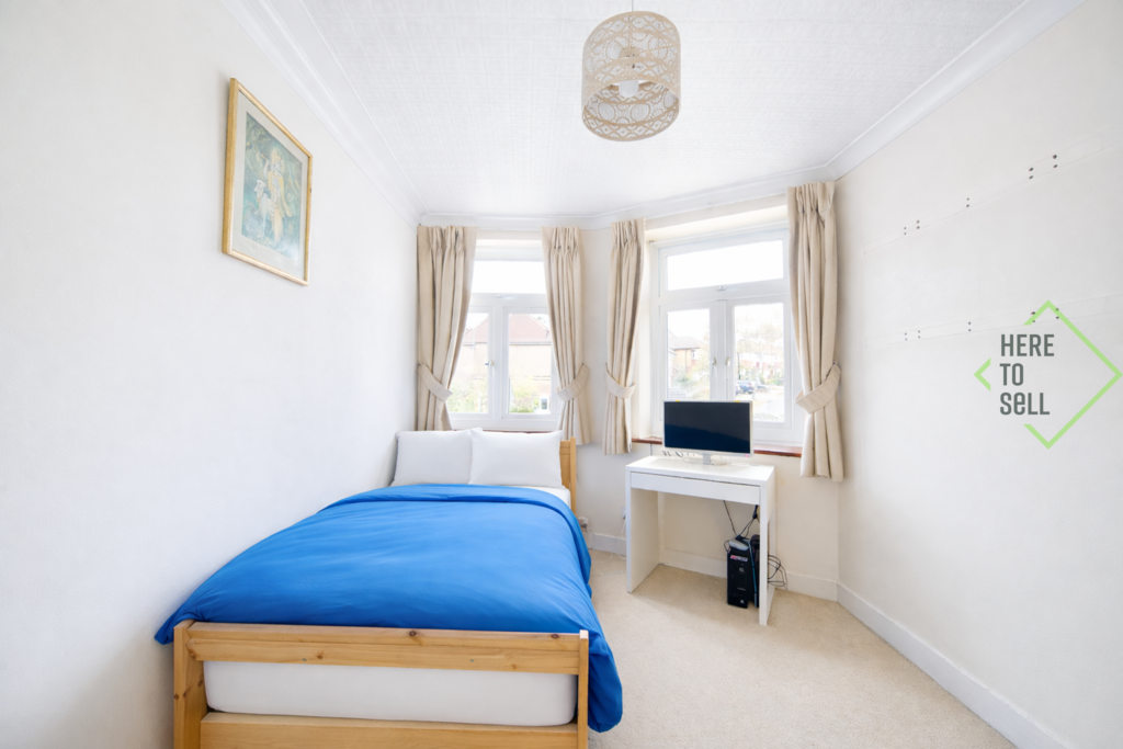 Morton Way, Southgate, N14 (3)