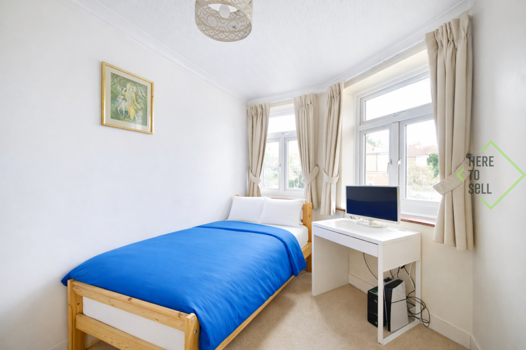 Morton Way, Southgate, N14 (4)