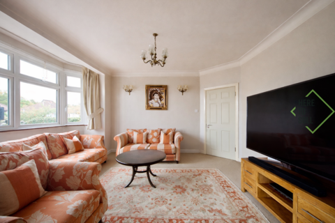 4 bedroom semi-detached house for sale, London N14