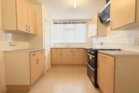3 bedroom terraced house to rent, Rosslyn Road, Walthamstow E17