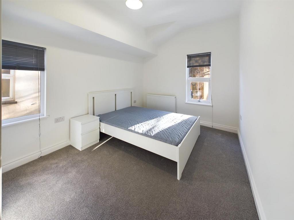 Bedroom 2 - 1.jpg