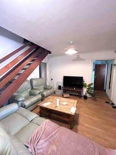 undefined, *£130PPPW excl bills* 7 Bed on Priory Court, Lenton, NG7 2LT