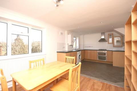 3 bedroom flat for sale, Bromley Kent