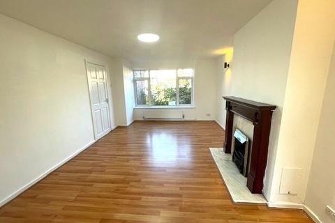 3 bedroom terraced house to rent, Ontario Way, Cardiff, CF23