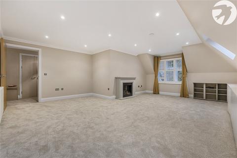 2 bedroom flat for sale, Rowhill Road, Hextable, Kent, BR8