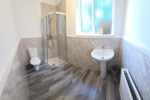 6 bedroom house to rent, Bamford Road, Manchester M20