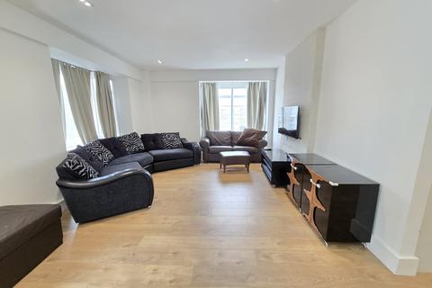 undefined, Park Road, London, NW1