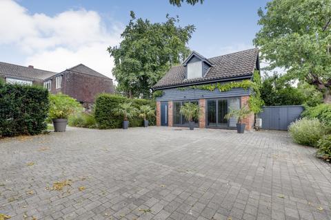 6 bedroom detached house for sale, Moorfield Road, Woodbridge