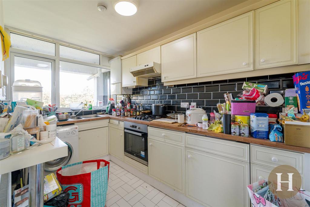 Hadleigh Estate Agents-1.jpg