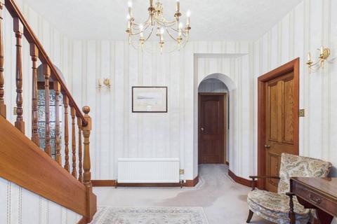 undefined, Macduff AB44