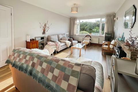 3 bedroom bungalow for sale, Longcliffe Road, Grantham, NG31