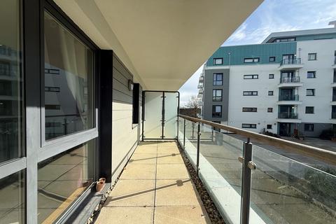 2 bedroom flat for sale, Ocean Village