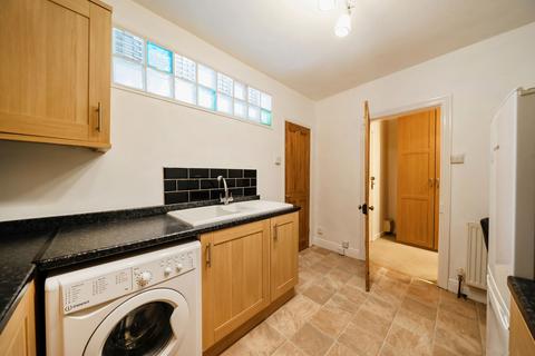undefined, Valley Drive, Harrogate, HG2