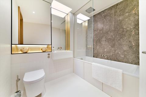 2 bedroom flat to rent, Gasholders Building, Lewis Cubitt Square, London, N1C