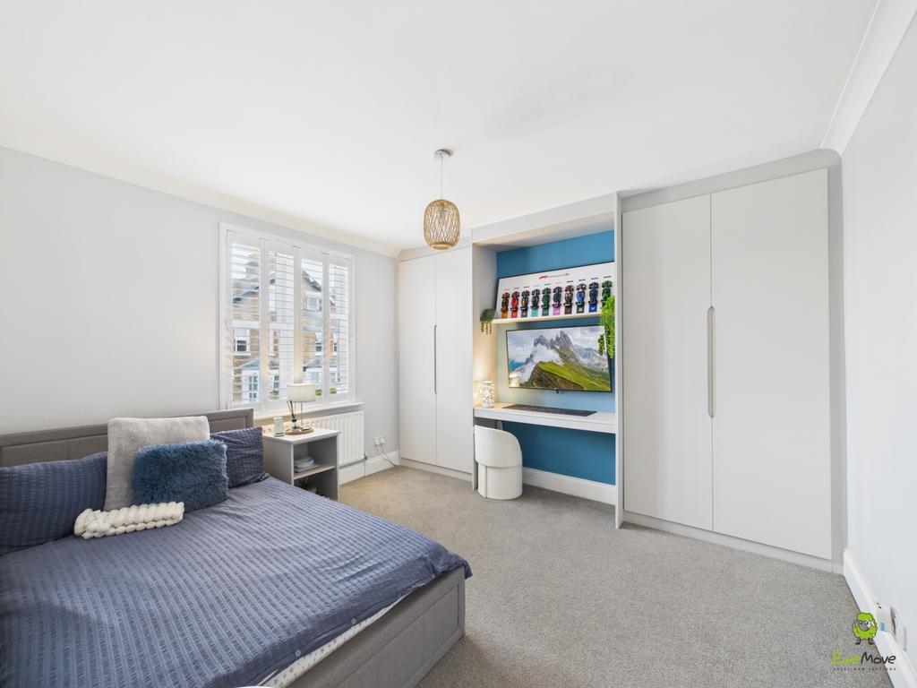 Cam02615 g0 pr0125 still005