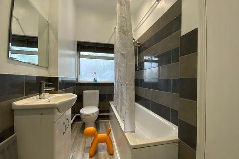 1 bedroom in a house share to rent, Station Hill, Maidenhead, SL6