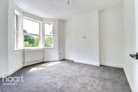3 bedroom end of terrace house for sale, Woodland Road, Newport