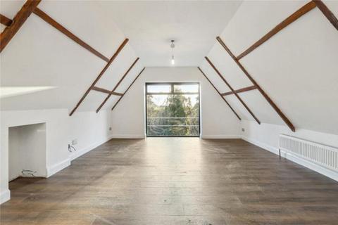 2 bedroom penthouse to rent, Weybridge, Surrey, KT13