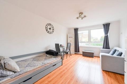 1 bedroom flat for sale, London E3