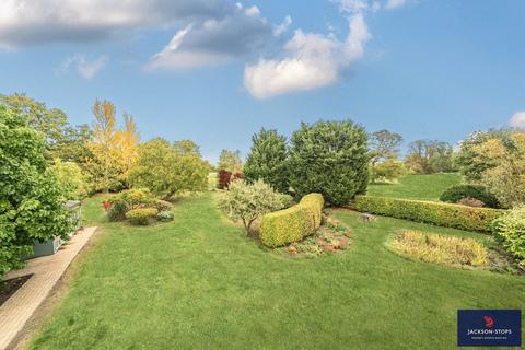 undefined, Pound Lane, North Crawley, Newport Pagnell, Buckinghamshire, MK16