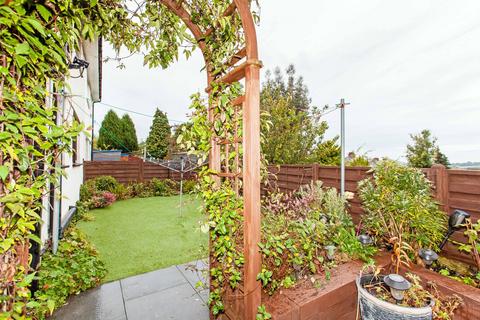 4 bedroom semi-detached house for sale, Cecil Road, Dronfield, S18