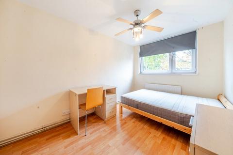 3 bedroom duplex for sale, Surrey Lane, London, SW11