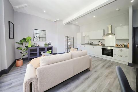14 bedroom block of apartments for sale, Church Street, Kidderminster, DY10
