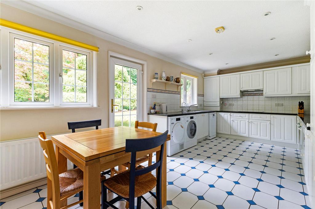 Kitchen/Breakfast