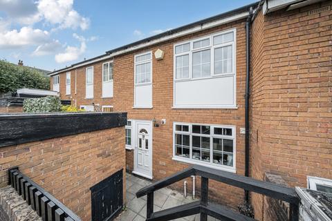 Webb Road, Blackheath