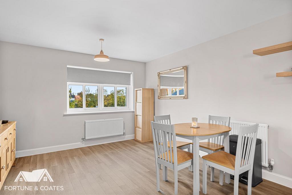 Fieldfare Way 3.jpg