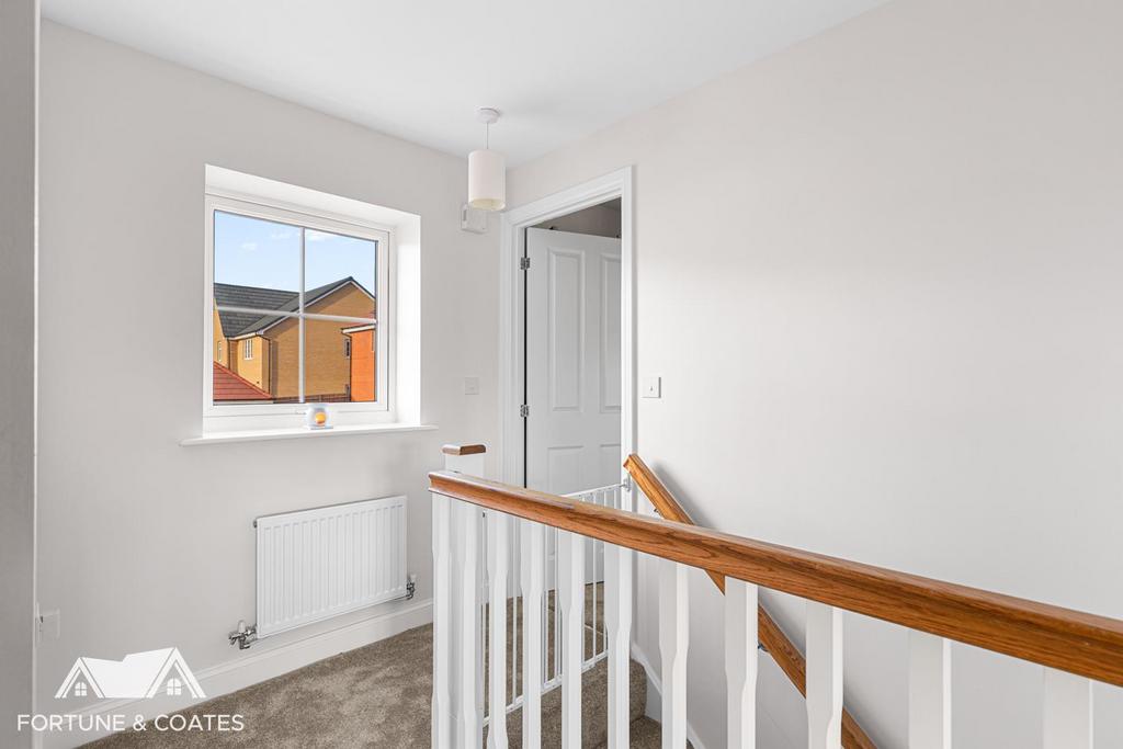 Fieldfare Way 6.jpg