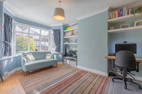 5 bedroom semi-detached house for sale, Greyfort Crescent, Solihull B92