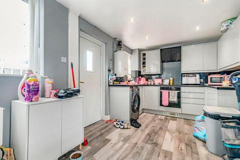 3 bedroom terraced house for sale, Hambleton Drive, Halifax, HX2