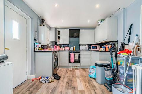 3 bedroom terraced house for sale, Hambleton Drive, Halifax, HX2