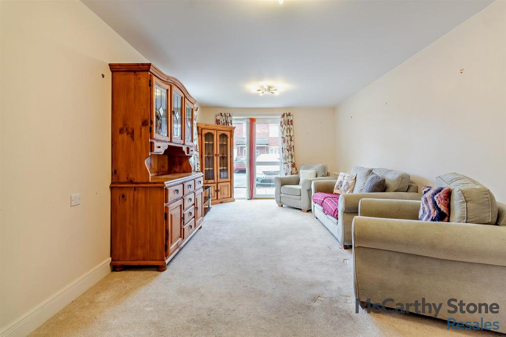 8667549-interior03-800.jpg