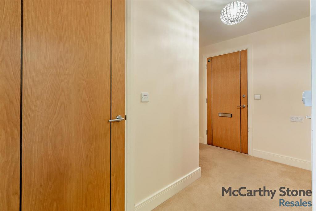 8667549-interior11-800.jpg
