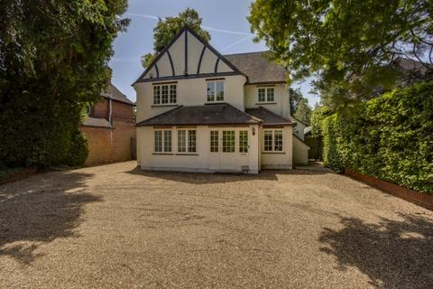 4 bedroom detached house for sale, Oxford Road, Gerrards Cross, Buckinghamshire